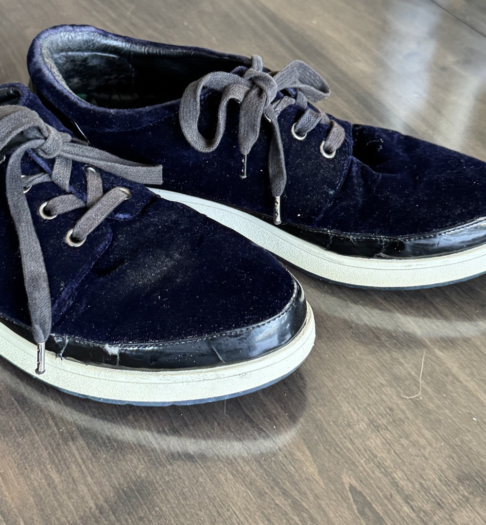 Donald J Pilner Women's Velvet Navy Blue womens sz Blue suede shoes Quiet Lux